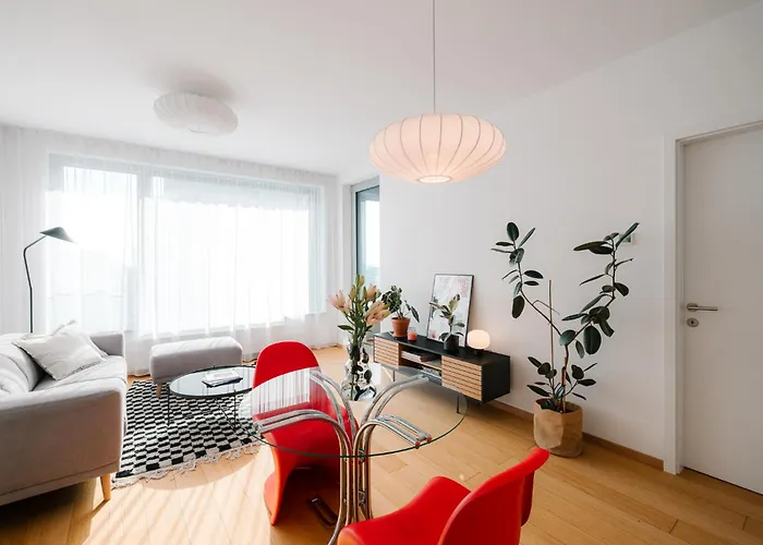 Cozy And Sunny With Free Parking Sky Park アパート *