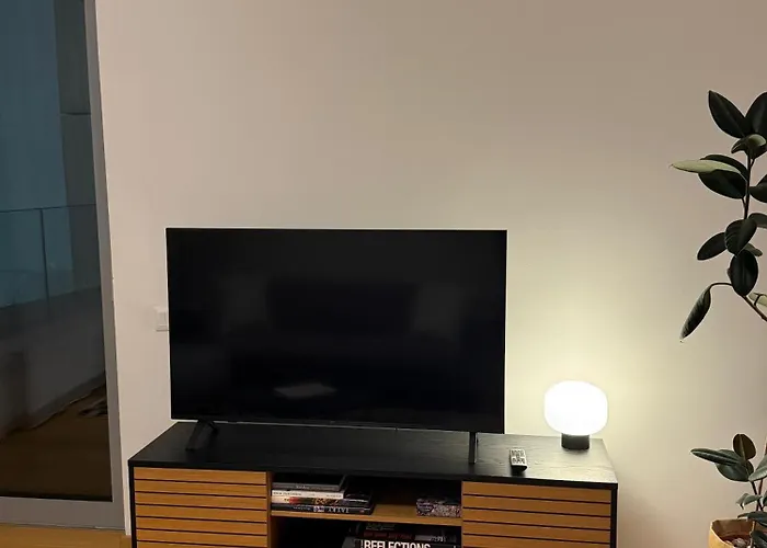 Cozy And Sunny With Free Parking Sky Park Apartmán Bratislava