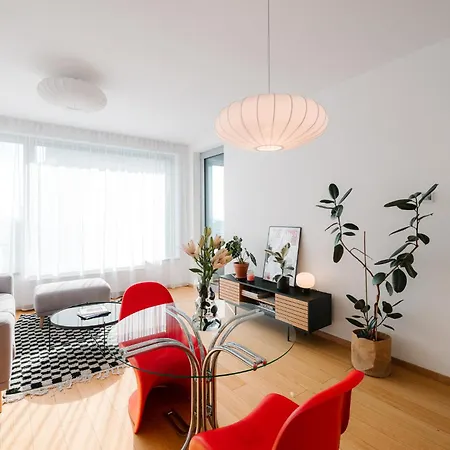 Cozy And Sunny With Free Parking Sky Park Apartmán *